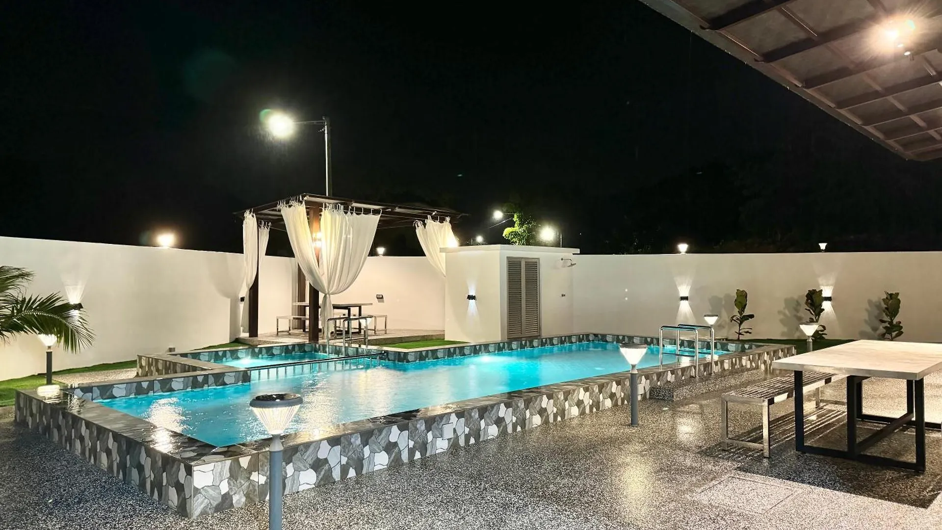 Luxury Holiday Home With Private Pool Langkawi By Zervin